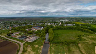 Старинный русский городок вне туристических троп — сюда не возят экскурсии и в этом его прелесть