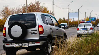 Дорожные камеры начнут штрафовать за непристегнутые ремни и разговоры по телефону