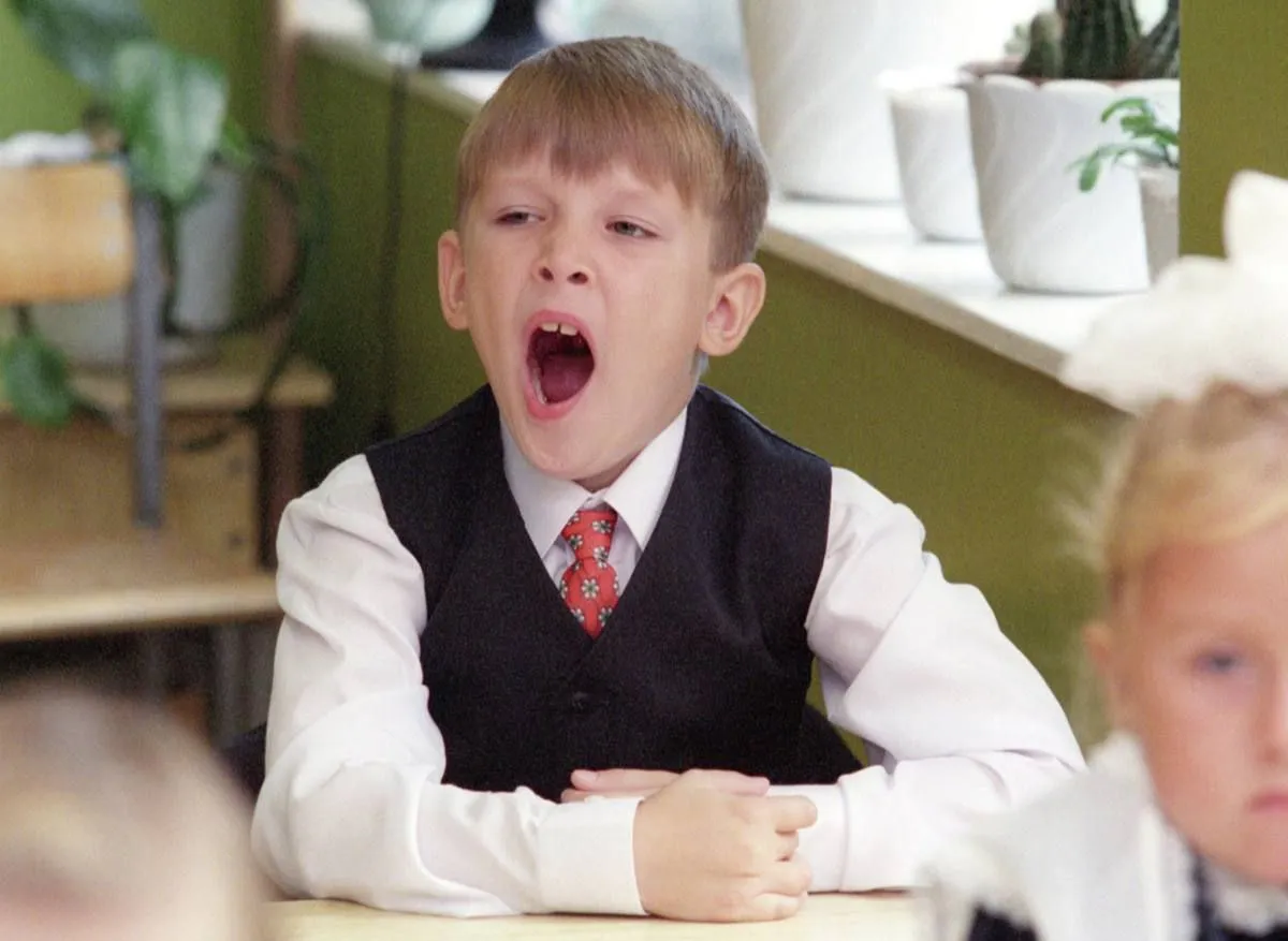 Снизить нагрузку на школьников: в Госдуме предложили сократить количество уроков