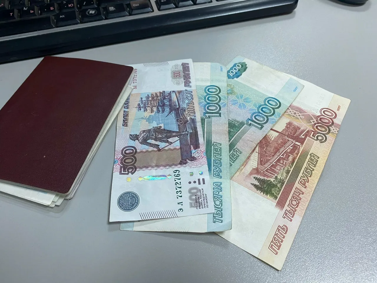 Пенсионеры подают одну справку — пенсия вырастает до 5000 рублей: что важно успеть с марта
