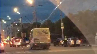 Искали пьяных: в пятницу ГИБДД устроила облаву на площади Ленина