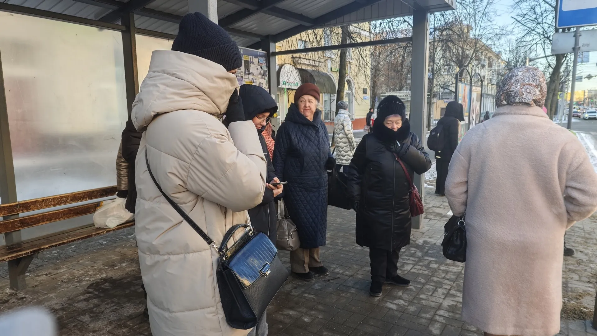 О чем нельзя жаловаться, чтобы сохранить уважение окружающих: ответ психолога - запомните его раз и навсегда