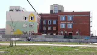 Елена Сорокина проинспектировала строительство детского сада в Семчине