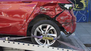 Водителя «Газели» доставили в БСМП с переломом и травмой из-за аварии в Рязани