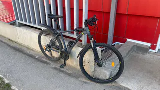 ДТП с мототранспортом: в Коми питбайкер сбил велосипедистку и скрылся 