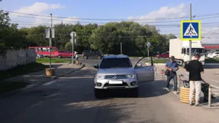 На Московском шоссе в Рязани 55-летняя водитель Mitsubishi сбила двух подростков