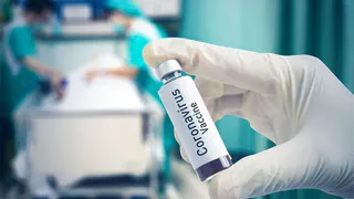 «Спутник V»: вакцина для здоровых?