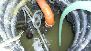 Выгребная яма на даче теперь никогда не переполняется: простой и эффективный метод - гениальное решение от эксперта