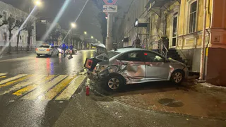 На улице Ленина в Рязани в серьезном ДТП пострадала 19-летняя девушка