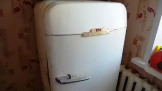 Включаю вентилятор перед холодильником — и счета за свет уменьшились вдвое: гениальный лайфхак от электрика