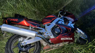 В Рыбном мотоциклист с 11-летний пассажиром сбил пешехода