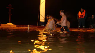 В купель на Ореховом озере окунулись более 2500 рязанцев