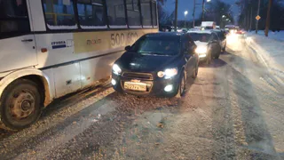 В Недостоево произошло мелкое ДТП, которое парализовало движение