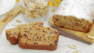 Порадуйте близких тыквенным кексом с изюмом!