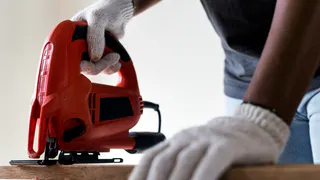 Ковровчанин украл из магазина электролобзик, чтобы продать его первому встречному