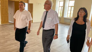 Председатель регионального правительства  проверил реализацию проекта по повышению рождаемости в Сердобске
