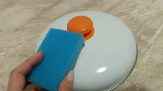 Навсегда попрощалась с вонючими губками для мытья посуды: находка, которая не требует расходов - жаль, что узнала только в 40 лет