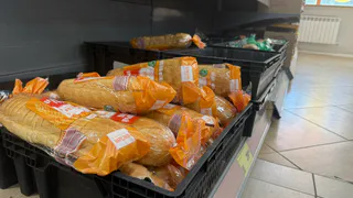 Нарезной батон проверили по ГОСТу — сахар и жир вылезли за нормы: эксперты удивились 