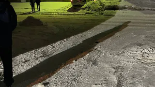 На улице Радиозаводской в Рязани автомобиль врезался в бетонную стену