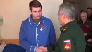 Брянского разведчика, раненого на Украине, наградили орденом Мужества