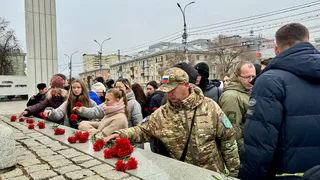 В Рязани прошла акция ко Дню Неизвестного Солдата на площади Победы