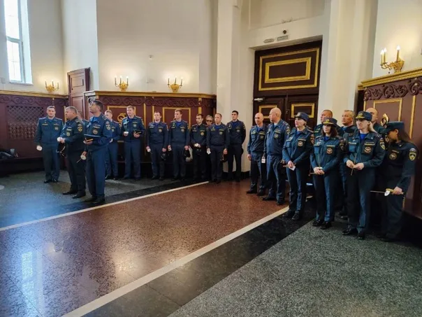 Магнитогорские пожарные помолились перед иконой "Неопалимая Купина"
