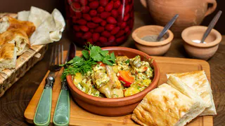 На Кавказе этот продукт ставят на 1 место, не знают проблем с холестерином и давлением, а мы его игнорируем, проходя мимо в магазине