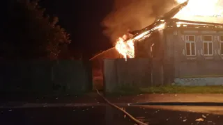 В Александровском районе пожар охватил частный жилой дом