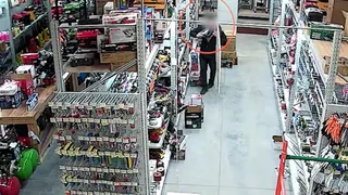 В Муроме задержан мужчина за кражу электроинструмента из строительного магазина