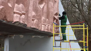 На Князь-Владимирском кладбище проходят работы по обновлению мемориала павшим героям