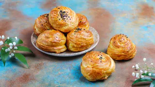 Готовим диетические пирожки за 10 минут: потребуется всего 2 ингредиента