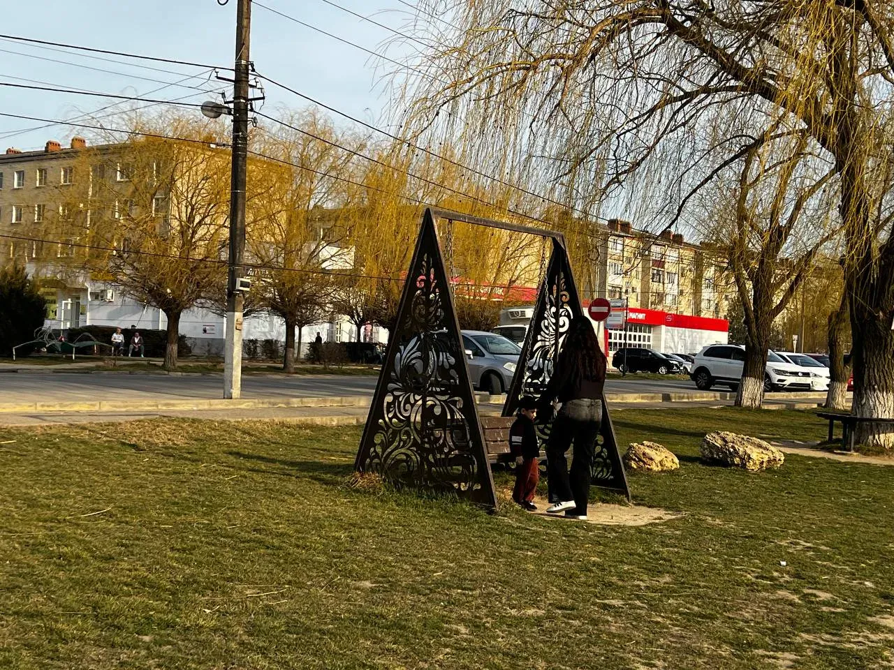 Настоящих друзей можно найти только одним способом — о нем еще 1000 лет назад рассказал мудрец Омар Хайям