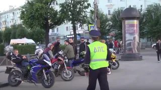 В Рязани сотрудники ГИБДД провели рейд по мотоциклистам. Видео