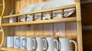 Простой способ избавиться от слоя клея от наклейки с посуды и не только