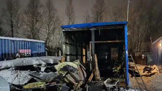 В Усинском округе потушили пожар в жилом балке