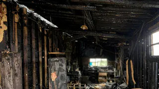 В Коми в пятницу полыхали гаражи, хозпостройка и заброшенное здание