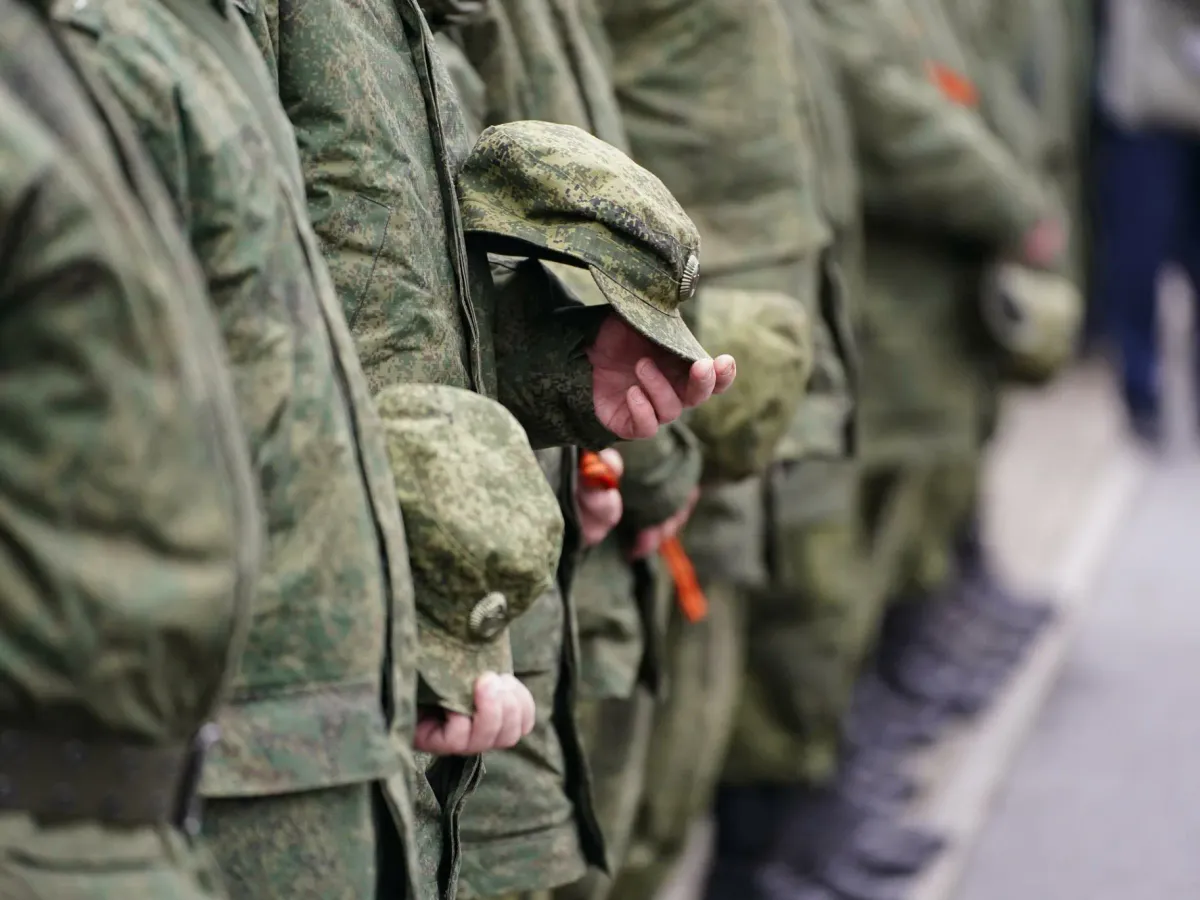 Новые пенсионные льготы для участников СВО и военных добровольцев