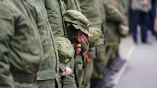 Новые пенсионные льготы для участников СВО и военных добровольцев