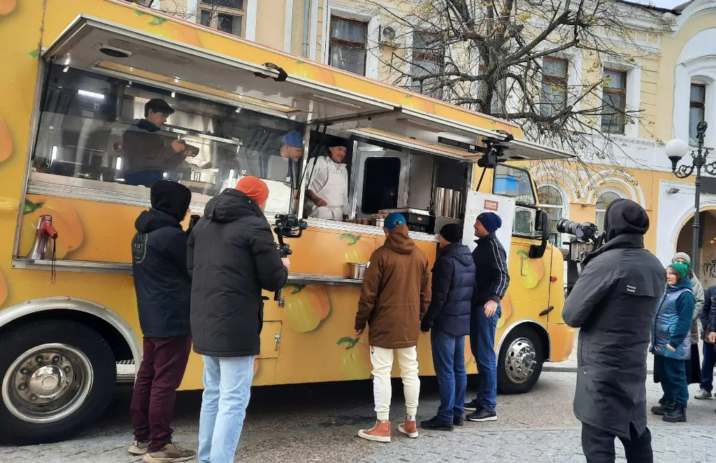 Губернатор Олег Мельниченко рекомендует посмотреть новый выпуск "Повара на Колесах", снятый в Пензе