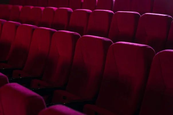 Магнитогорский драмтеатр приглашает зрителей на новый культурный сезон