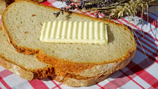 Росконтроль проверил качество сливочного масла: как выбрать безопасный продукт