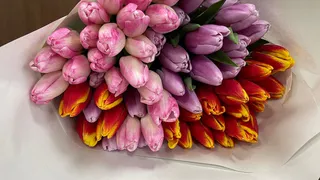 Путешествия и гаджеты: чего желали жительницы Челябинской области на День матери