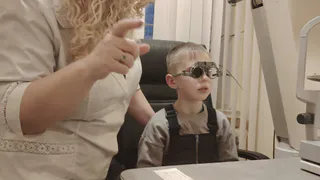 Жителям Челябинской области рассказали про нестандартный способ выявления рака глаз у детей