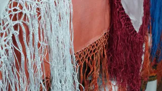 Во Владимире в рамках программы «Культурный код» открылась выставка русских платков