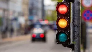 Желтый сигнал светофора стал причиной штрафа