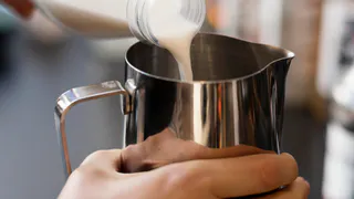 Смело берите всегда – внутри натуральные сливки: названы лучшие марки сливочного масла по версии Росконтроля