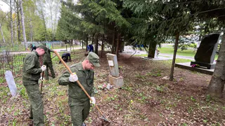 Чувашские следователи провели субботник в преддверии юбилея Победы