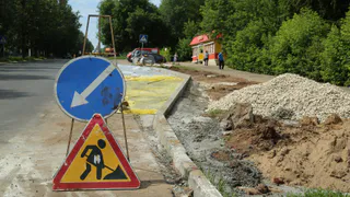 Во дворах в Дашково-Песочне меняют тротуары и ремонтируют детские площадки