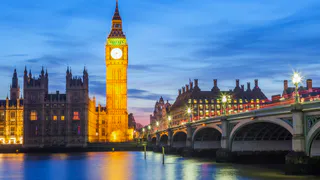 Особенности Англии, которые шокируют русских туристов. Грязная посуда, дома в ботинках и ковры в влажных местах