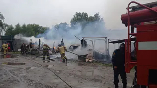 В Сараях Рязанской области загорелись десять нежилых построек